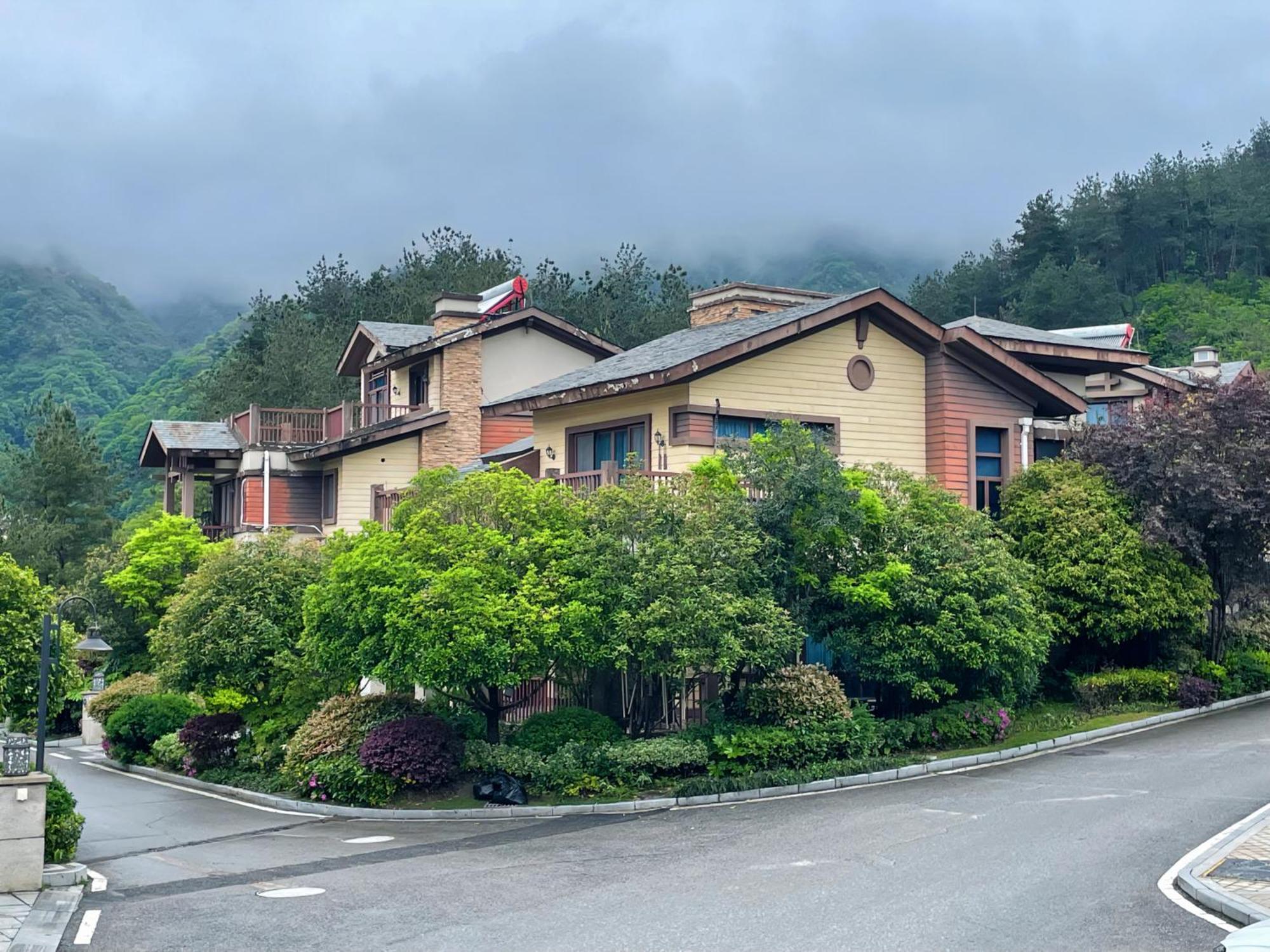 Zhang Jia 界 碧 Gui 园 别墅 庭院 （ 话 玫瑰 ） Zhangjiajie Exterior foto